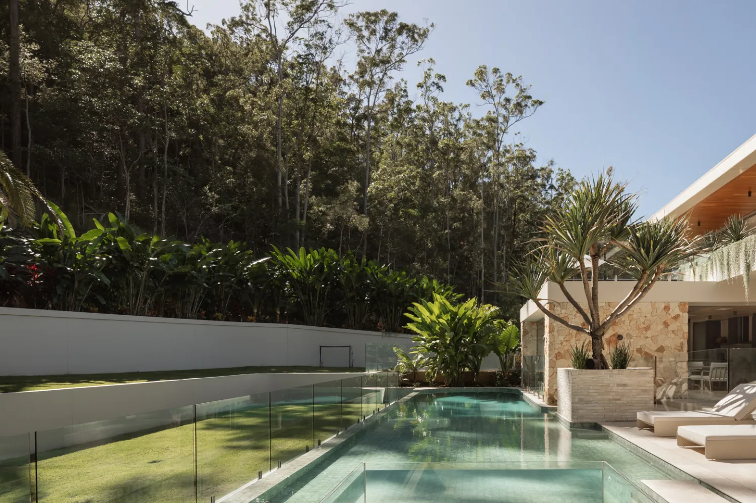 El Fin pool and firepit